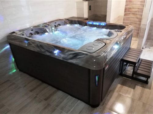 Vnitřní vířivka ALCORA Rokycany